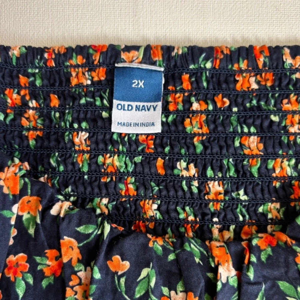 Old Navy Womens 2X Floral‎ Smocked Puff Sleeve Peplum Top Navy Cottagecore